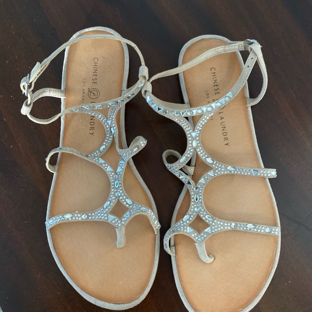 Chinese Laundry Women's Glittering Silver Sandals